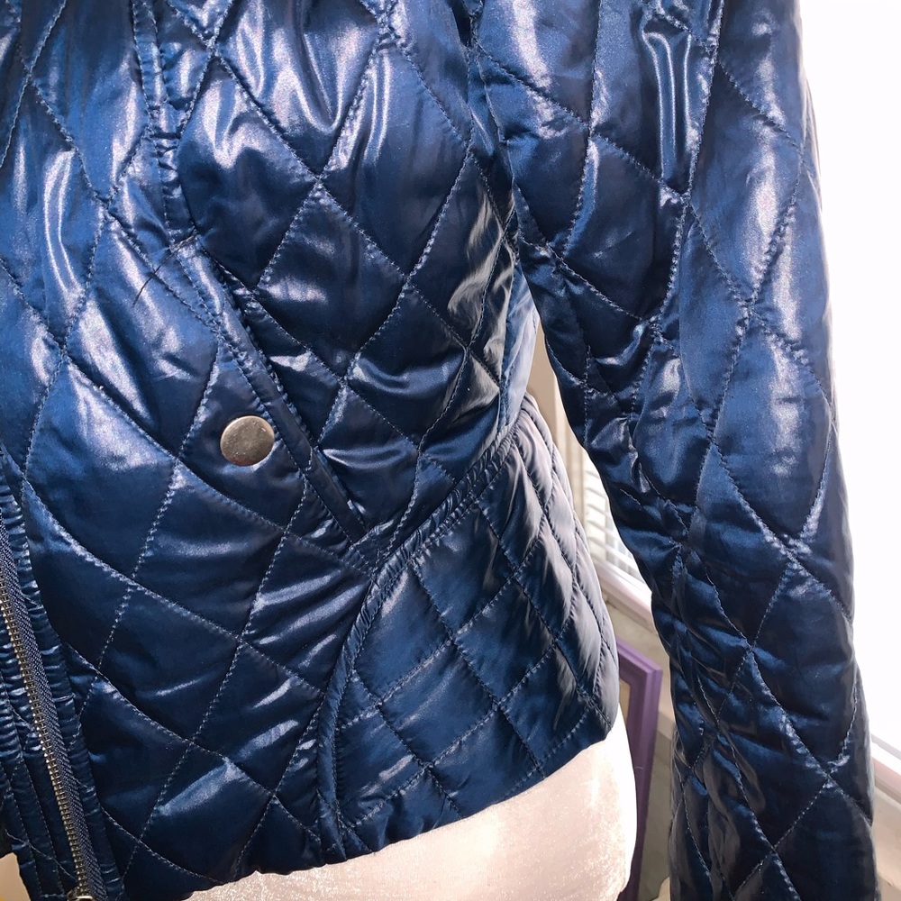 Light Jacket - Picture 4 of 6